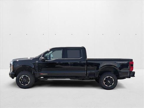 New 2025 Ford F250 Lariat w/ Lariat Ultimate Package image 5