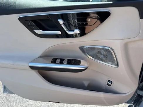 New 2025 Mercedes-Benz C 300 4MATIC Sedan image 20