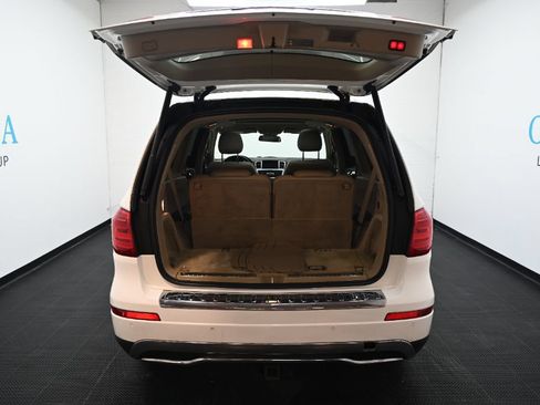 Used 2016 Mercedes-Benz GL 320 BlueTEC 4MATIC w/ Premium I Package image 43