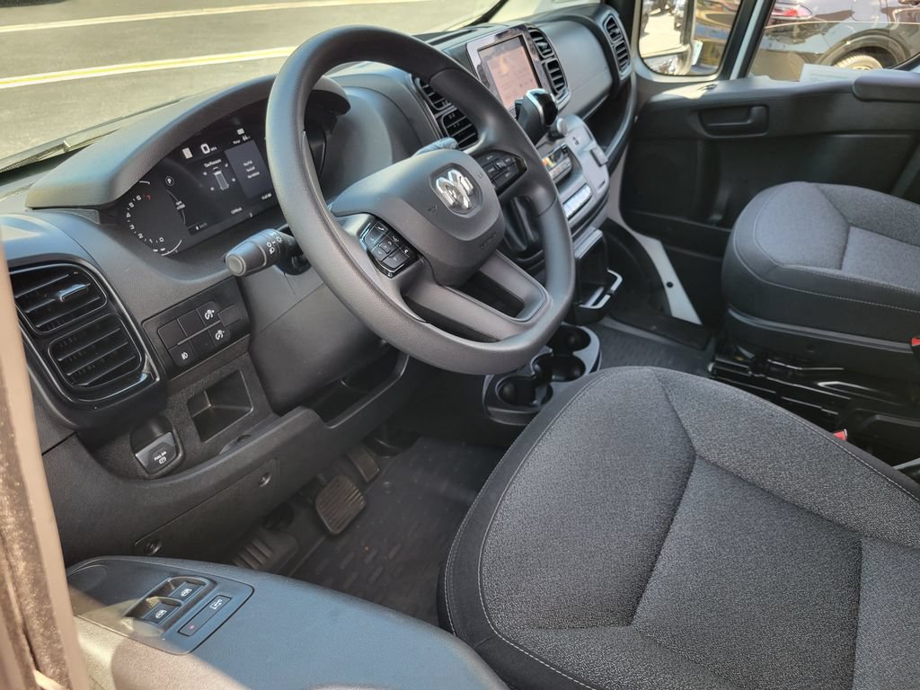 Used 2025 RAM ProMaster 2500 w/ U-Haul Equipment Group FWD image 3
