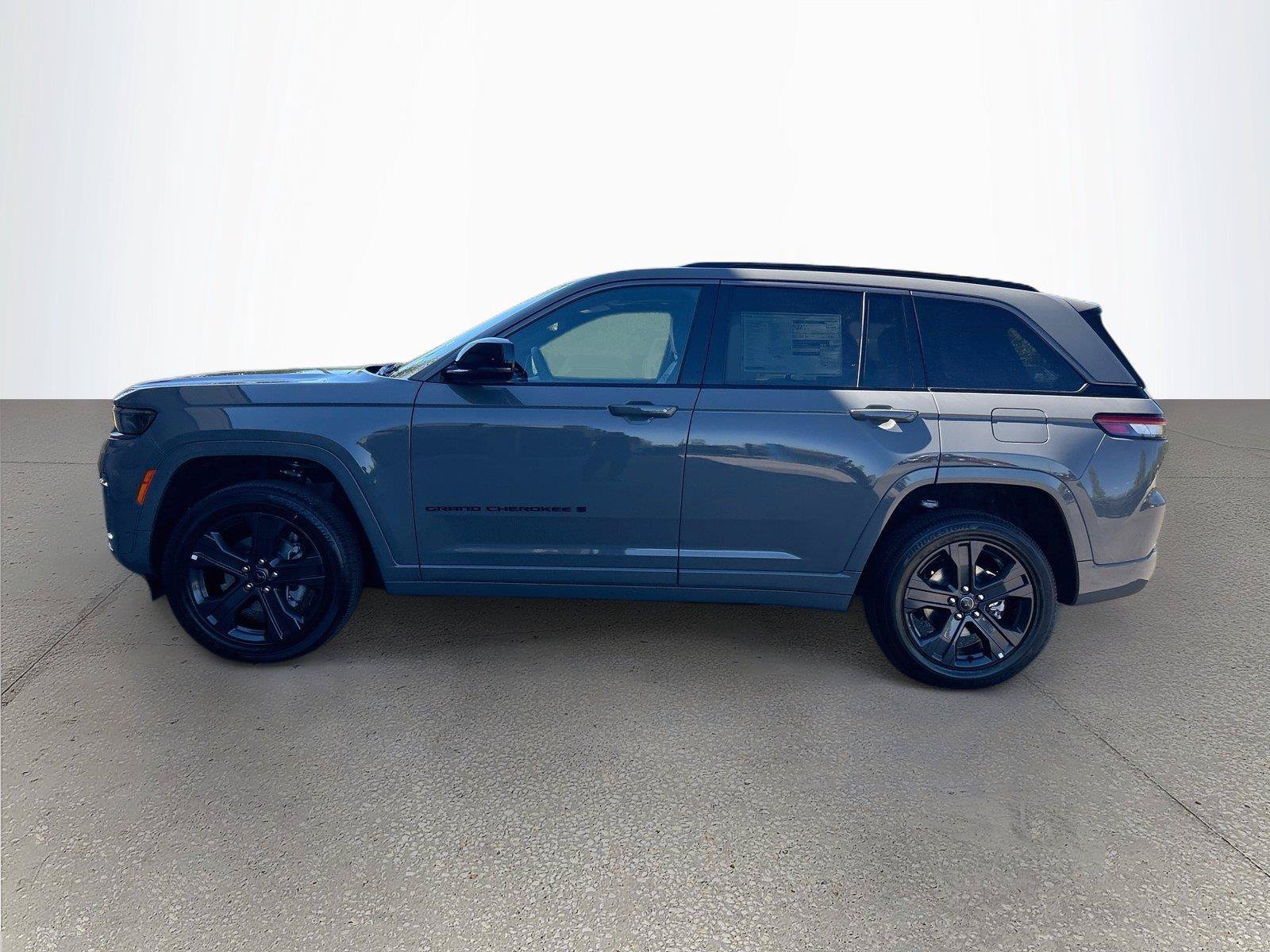 New 2027 Jeep Grand Cherokee Limited AWD/4WD image 7