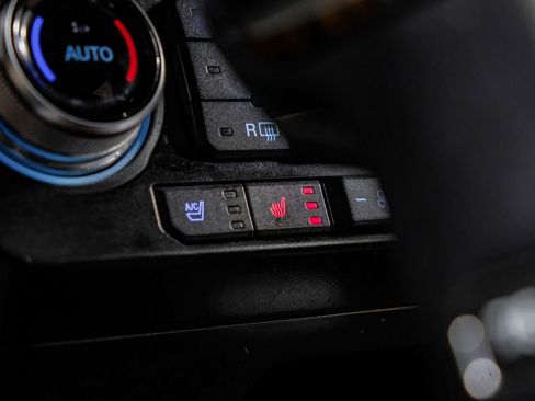 Used 2016 Ford F150 Lariat image 25