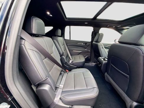 New 2026 Chevrolet Traverse High Country image 31
