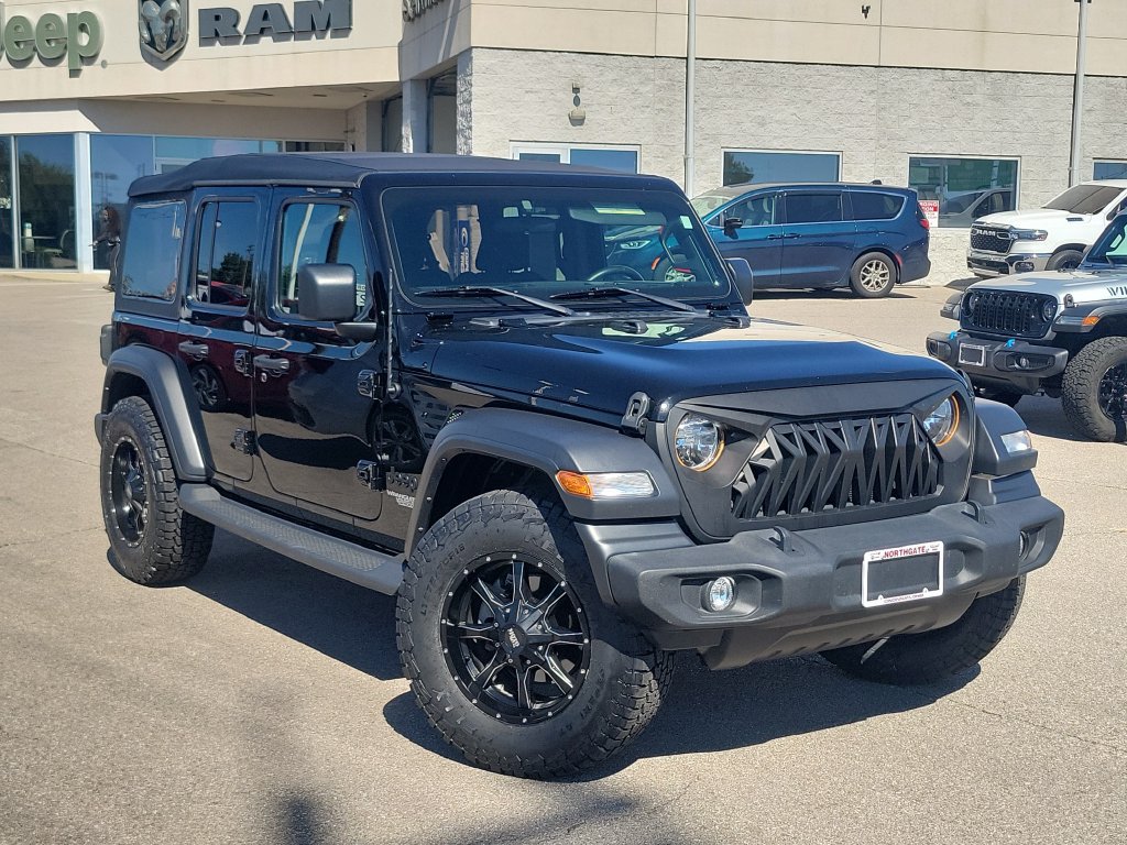Used 2021 Jeep Wrangler Unlimited Sport AWD/4WD image 27