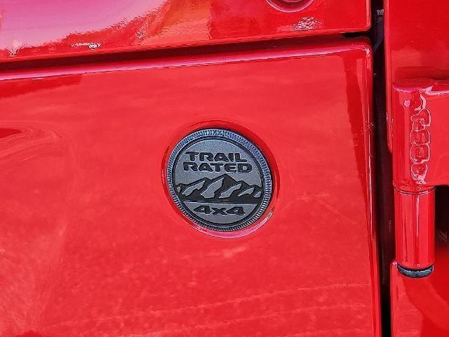 Used 2022 Jeep Gladiator Sport AWD/4WD image 15