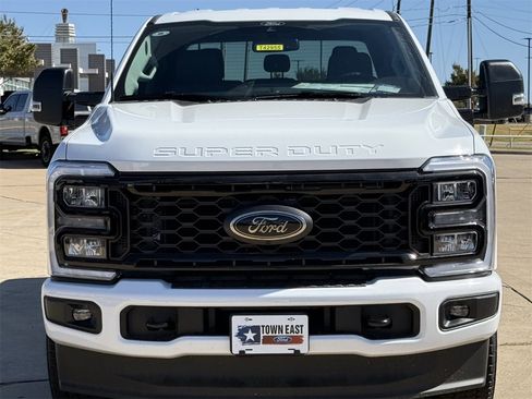 New 2026 Ford F250 XLT w/ XLT Premium Package image 29