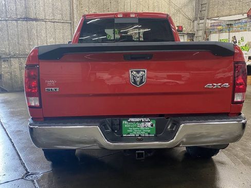 Used 2017 RAM 1500 Classic SLT AWD/4WD image 4