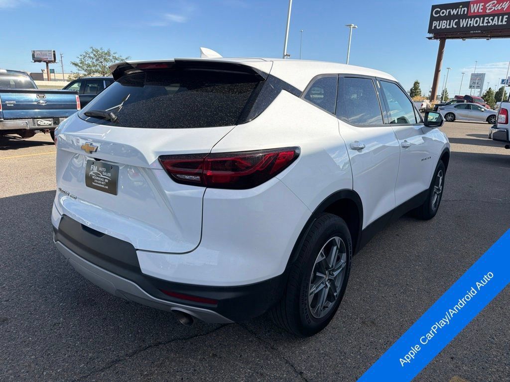 Used 2025 Chevrolet Blazer LT AWD/4WD image 6