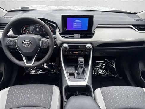 New 2025 Toyota RAV4 XLE image 22