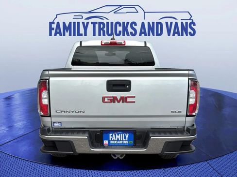 Used 2017 GMC Canyon SLE RWD image 4