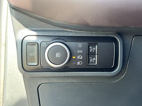 Used 2026 Ford Explorer Platinum AWD/4WD image 14