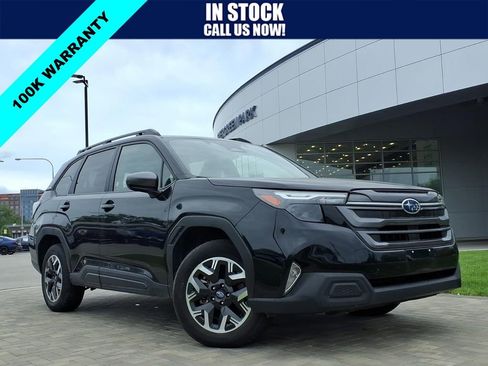 Certified 2025 Subaru Forester Premium AWD/4WD image 1