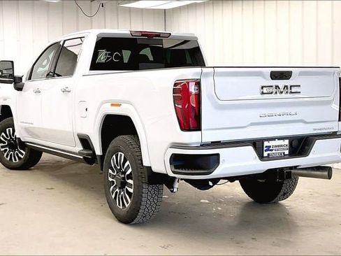 New 2026 GMC Sierra 2500 Denali Ultimate w/ Max Trailering Package image 5