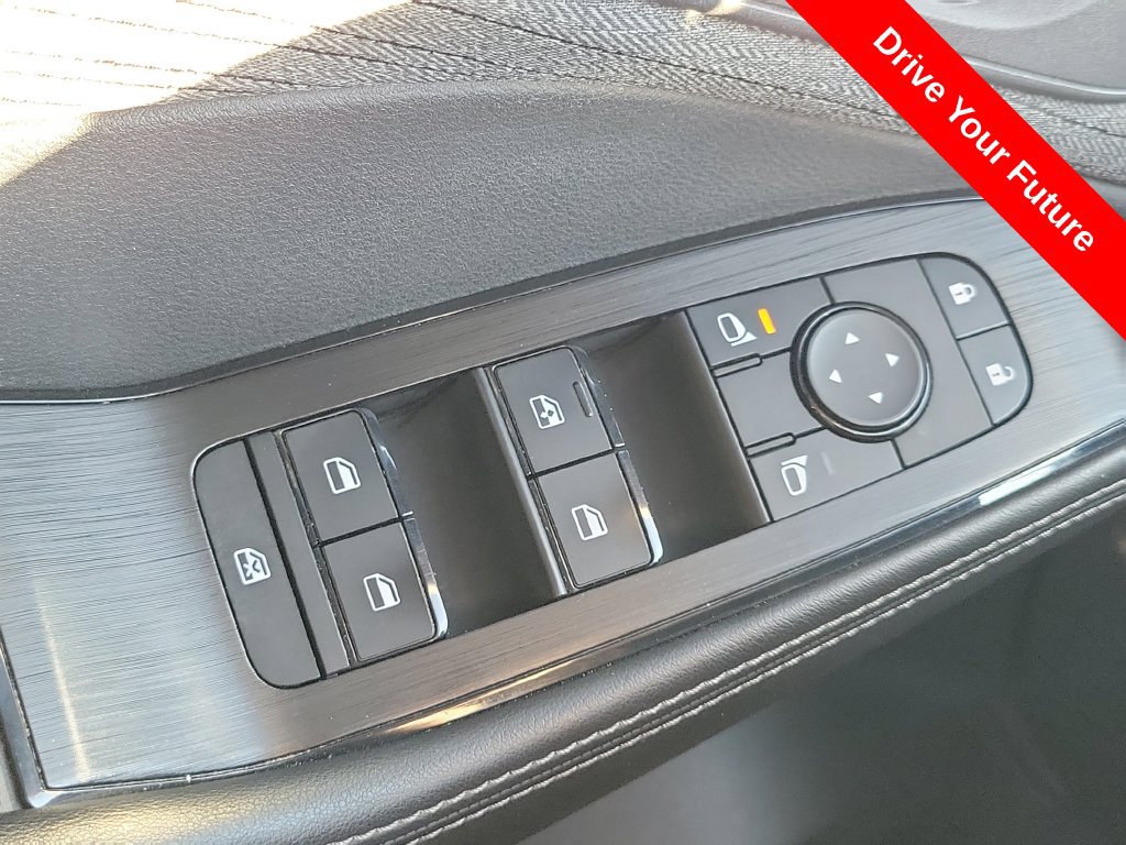 Used 2021 Nissan Rogue SV FWD image 15