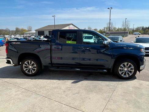 Used 2021 Chevrolet Silverado 1500 LT w/ Bed Protection Package AWD/4WD image 4