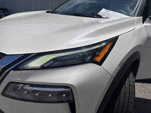 Used 2023 Nissan Rogue SV w/ SV Premium B Package FWD image 31
