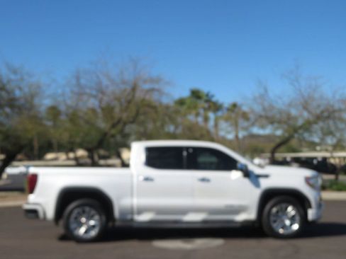 Used 2020 GMC Sierra 1500 Denali w/ Technology Package image 3