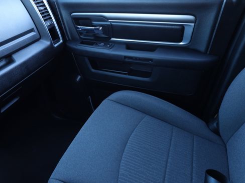 Used 2024 RAM 1500 Classic Warlock image 12