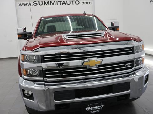 Used 2018 Chevrolet Silverado 2500 LTZ w/ Duramax Plus Package image 20