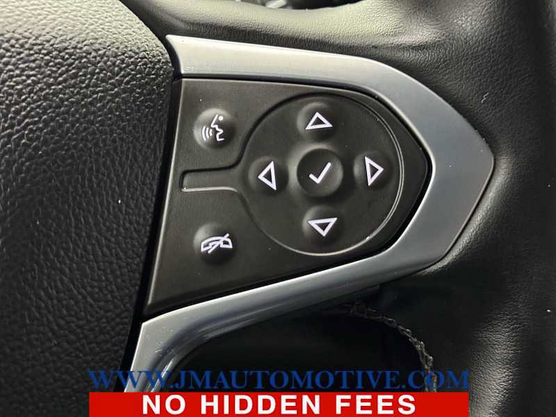 Used 2024 Chevrolet Traverse RS AWD/4WD image 44