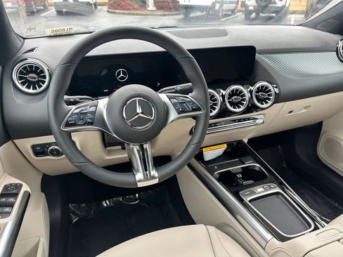 New 2026 Mercedes-Benz GLA 250 4MATIC image 25