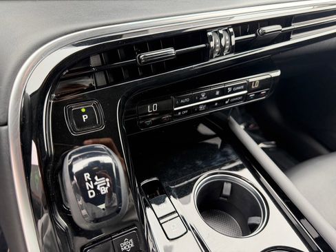 Used 2023 Toyota Mirai w/ Advanced Technology Package RWD image 28