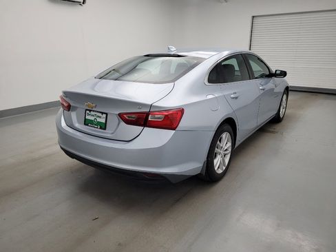 Used 2017 Chevrolet Malibu LT FWD image 9