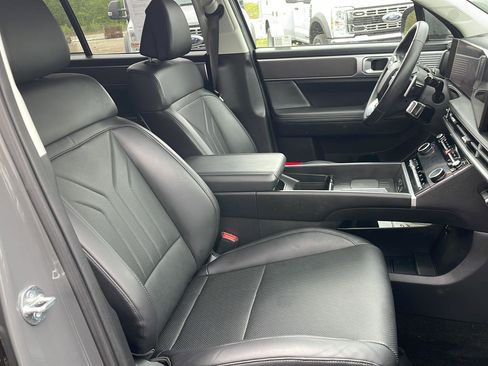 Used 2025 Hyundai Santa Fe SEL AWD/4WD image 24