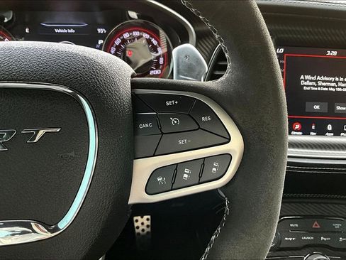Used 2022 Dodge Challenger SRT Hellcat RWD image 10