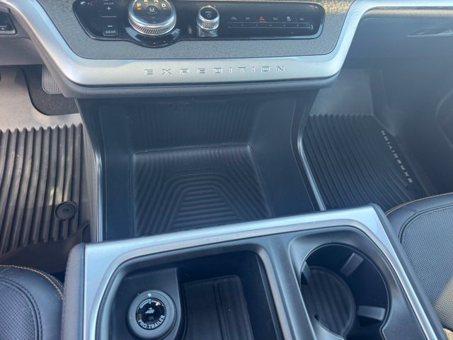 Used 2026 Ford Expedition Tremor AWD/4WD image 19
