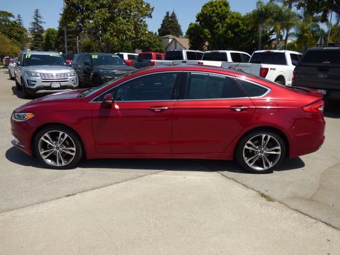 Used 2017 Ford Fusion Titanium FWD image 6