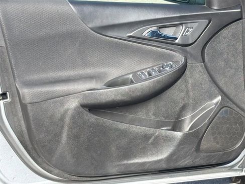 Used 2023 Chevrolet Malibu LT image 11