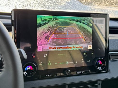 New 2026 Subaru Solterra Premium image 19