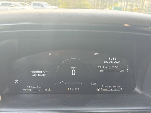 Used 2023 Lincoln Nautilus AWD w/ Premium Package image 20