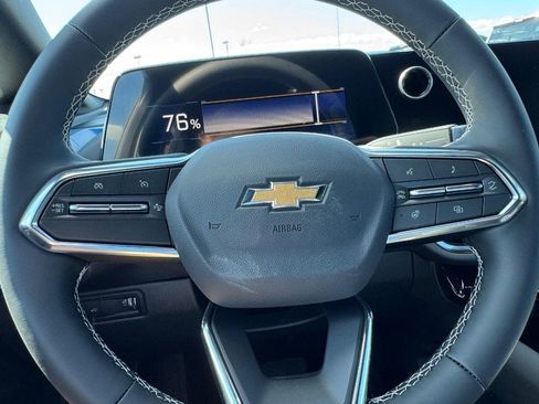 New 2026 Chevrolet Equinox EV LT image 12