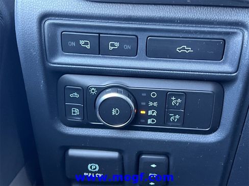 Used 2022 Ford F150 Lariat w/ Equipment Group 502A High image 23