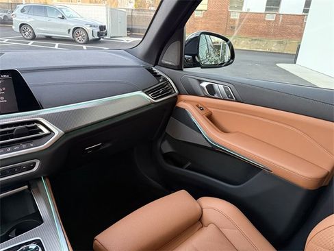 Certified 2023 BMW X5 xDrive40i w/ Executive Package image 16