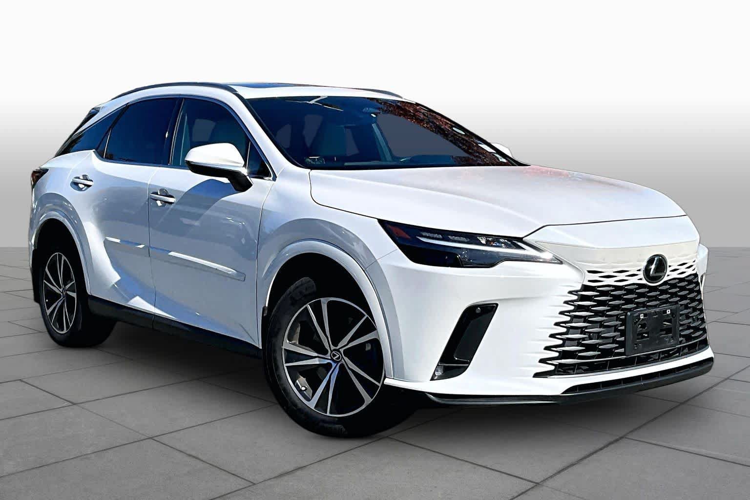 Used 2024 Lexus RX 350 Premium w/ Cold Area Package AWD/4WD image 3