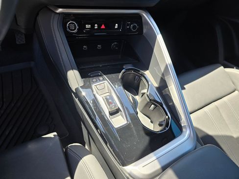 Used 2025 Audi Q5 Premium Plus w/ Premium Plus AWD/4WD image 22