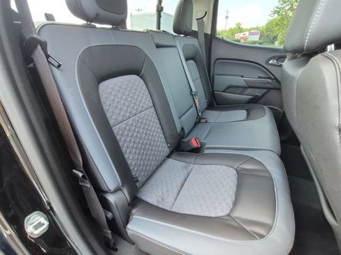 Used 2022 Chevrolet Colorado Z71 AWD/4WD image 33