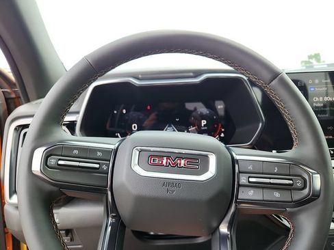 New 2026 GMC Canyon AT4 w/ Technology Plus Package AWD/4WD image 15