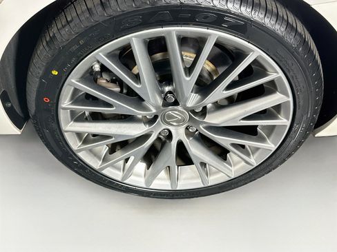 Used 2016 Lexus IS 200t w/ Navigation System Package RWD image 11