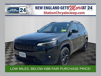 Used 2023 Jeep Cherokee Altitude Lux w/ Lux Elite Package