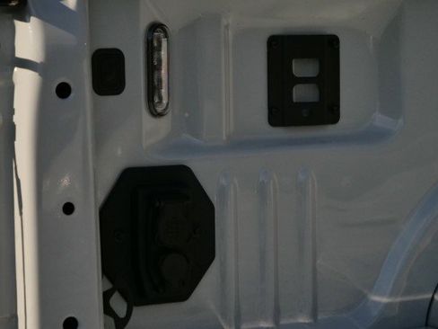 Used 2025 Ford F450 Platinum w/ FX4 Off-Road Package image 43