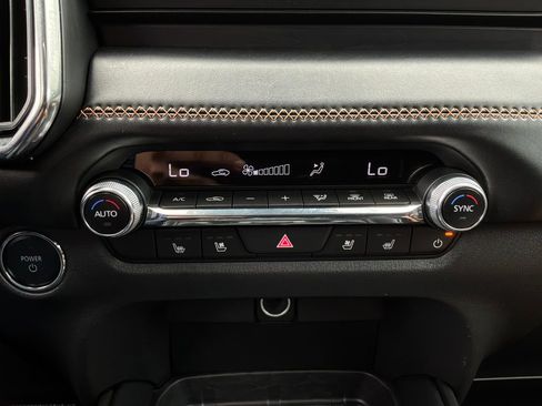 Used 2025 MAZDA CX-50 2.5 Hybrid w/ Premium Plus Pkg image 31