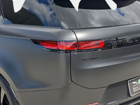 New 2026 Land Rover Range Rover Sport Dynamic SE AWD/4WD image 36
