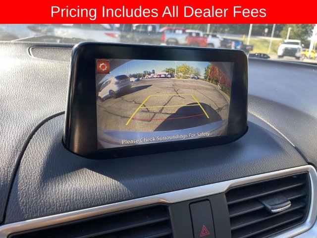 Used 2017 MAZDA MAZDA3 Touring w/ Popular Equipment Package FWD image 33