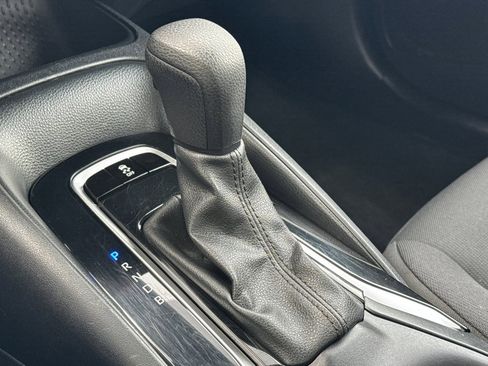 Used 2024 Toyota Corolla LE image 18