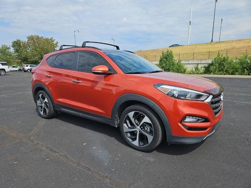 Used 2016 Hyundai Tucson Limited w/ Option Group 03 AWD/4WD image 7