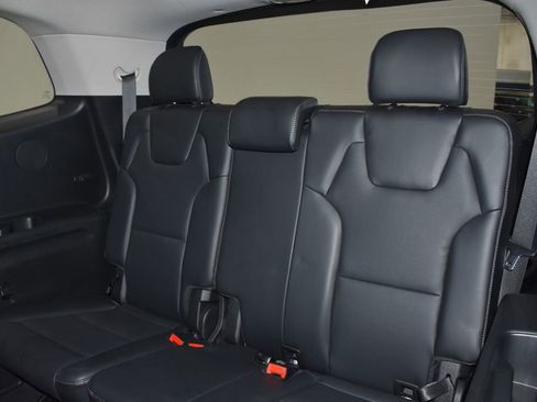 Used 2025 Kia Telluride S image 32